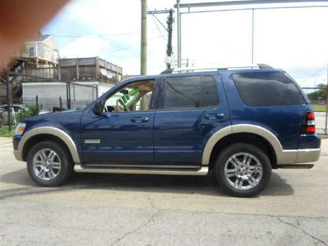 2006 Ford Explorer Eddie Bauer 4dr SUV 4WD w/V6